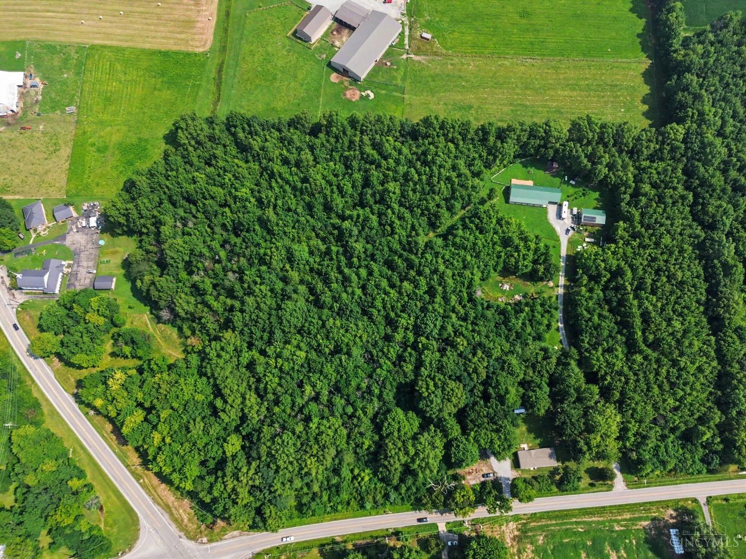 8 Greenbush East Road