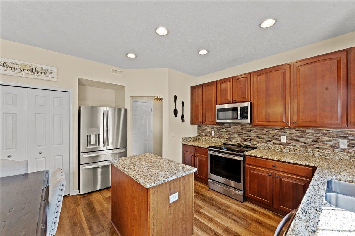 4456 Springfield Court
