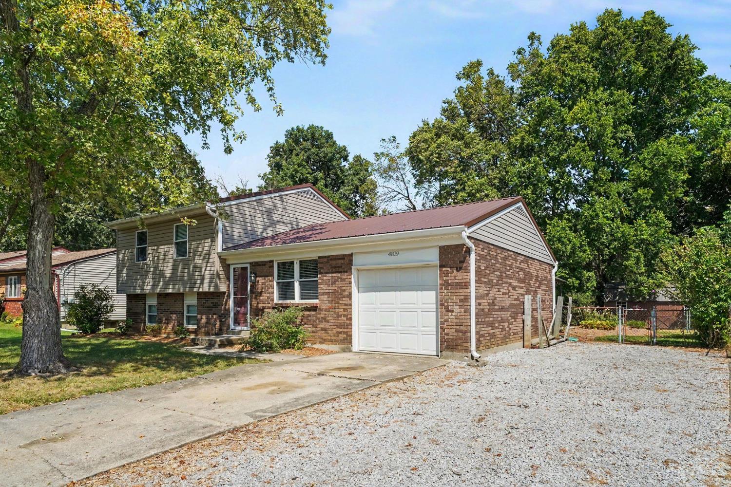 4819 Stoneybrook Road