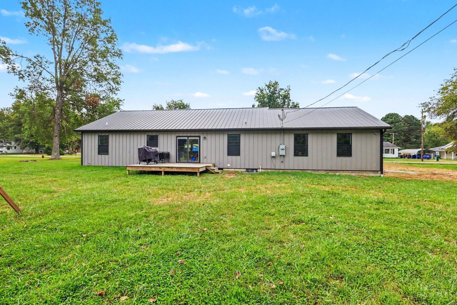 7425 King Road