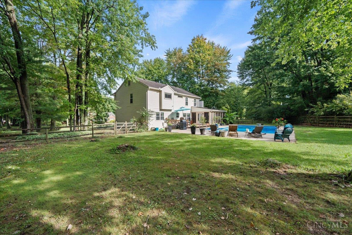 3712 Chestnut