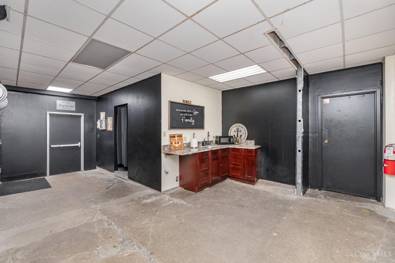 77 N Depot Avenue