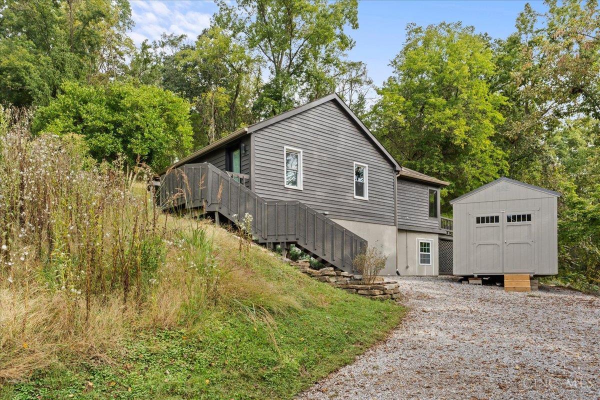 3315 Cole Road