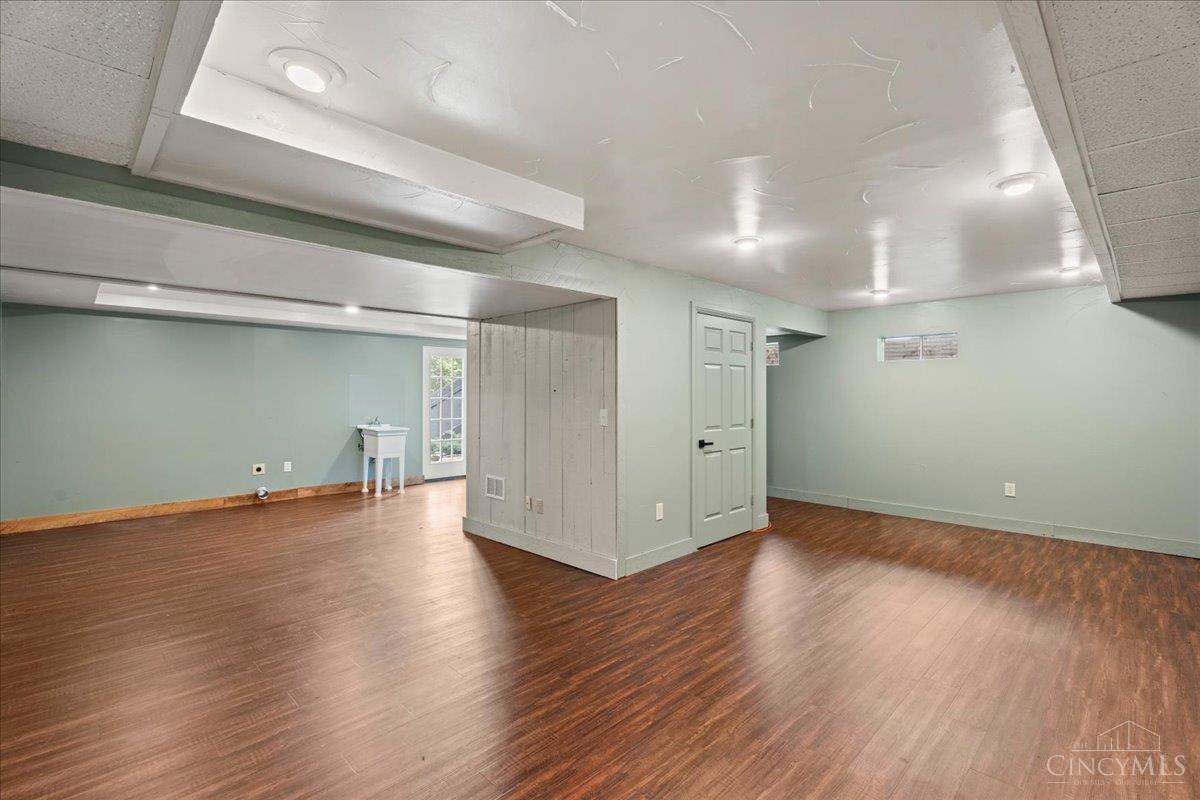 3315 Cole Road