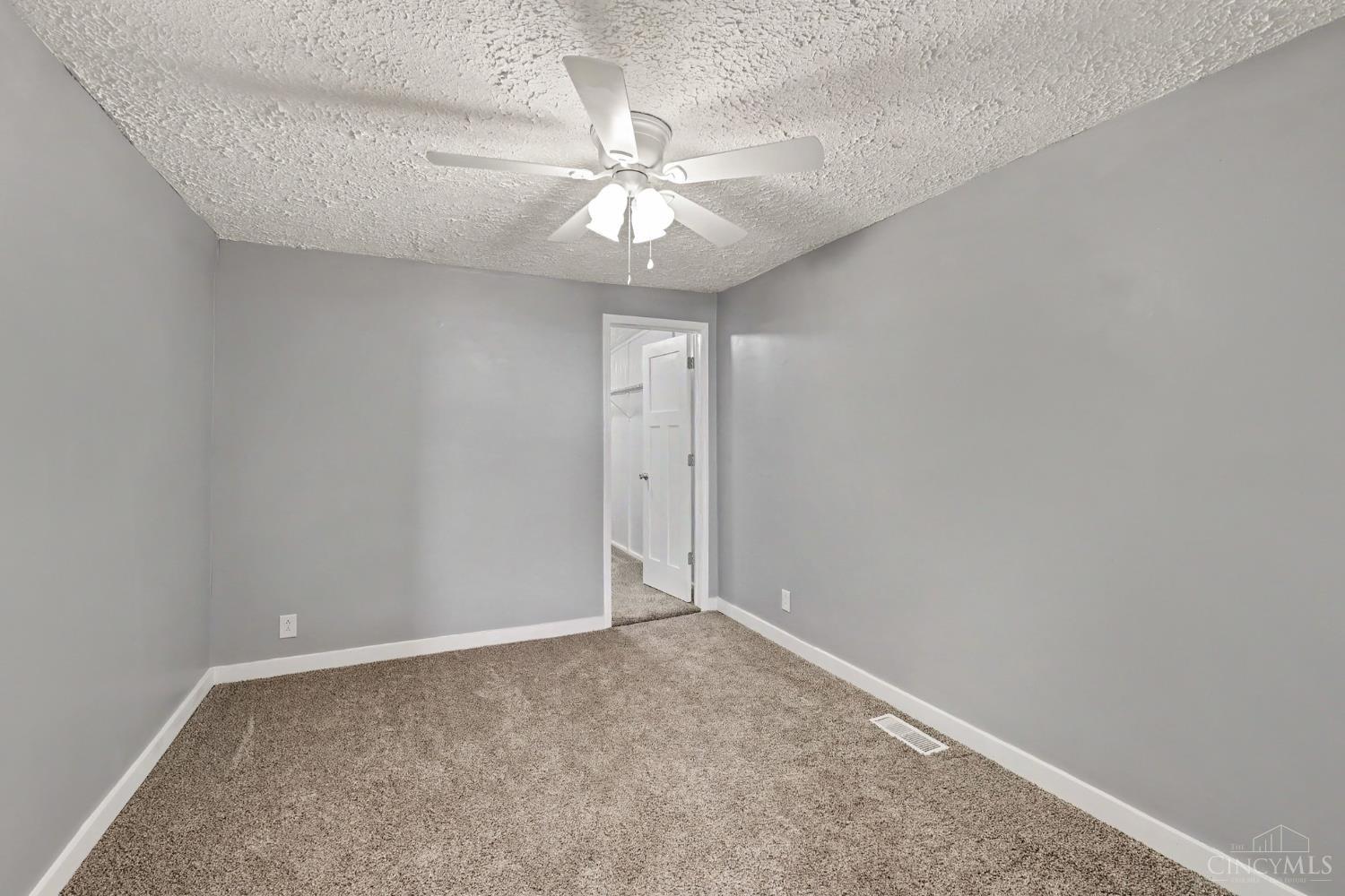 5010 Pumpkin Ridge Road