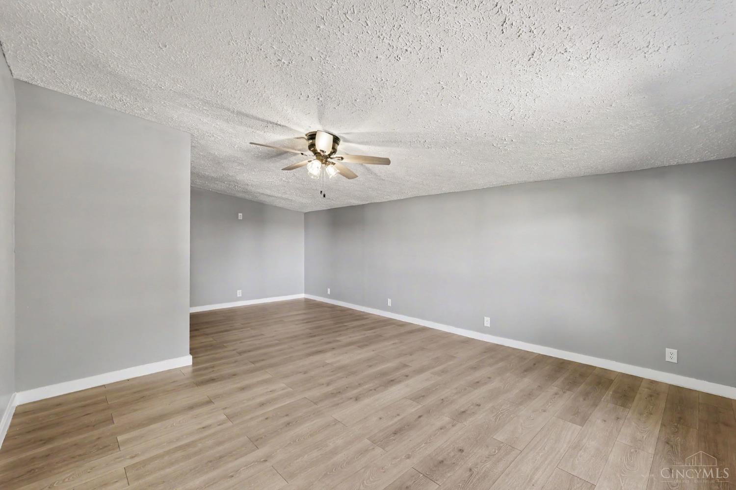 5010 Pumpkin Ridge Road