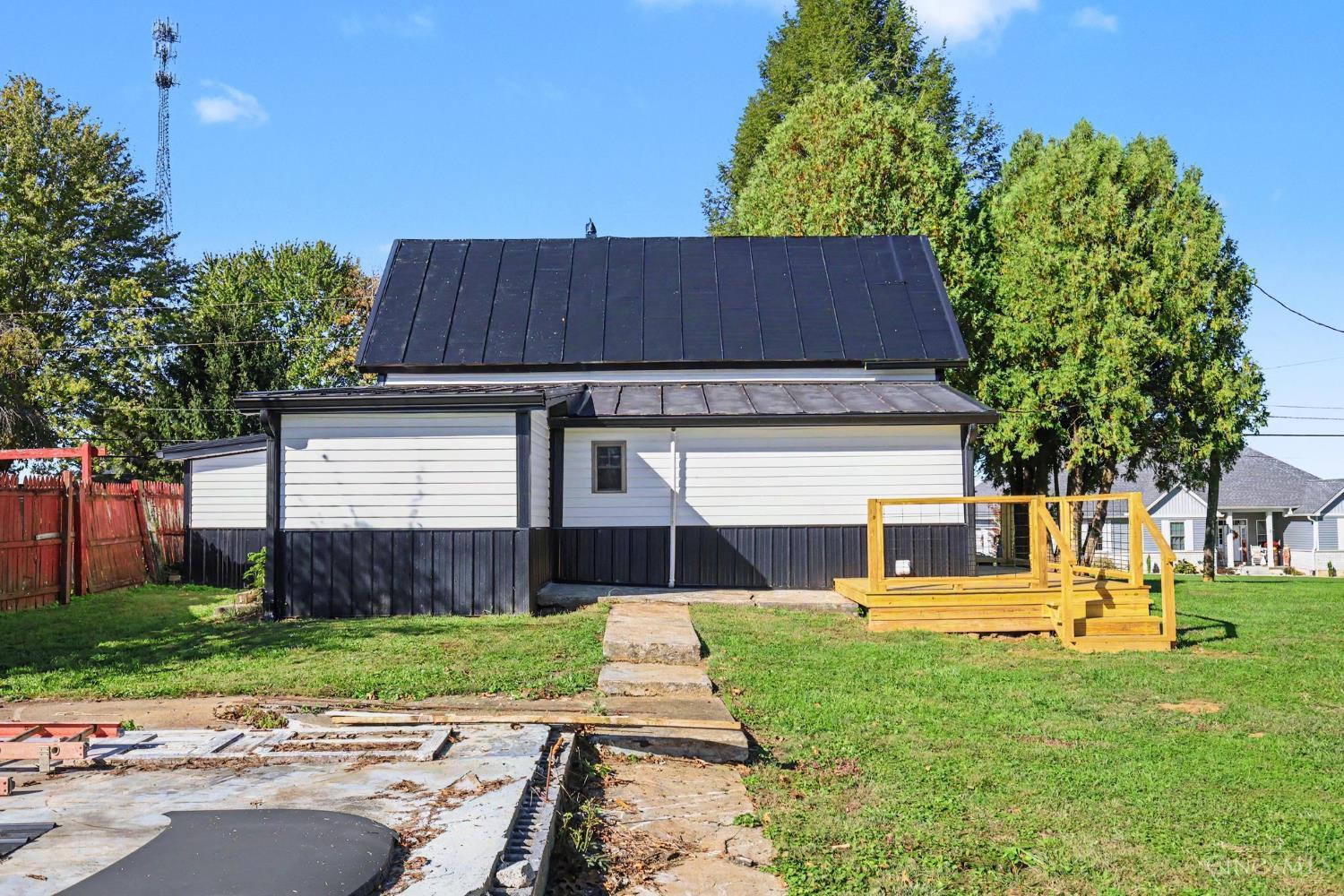 5010 Pumpkin Ridge Road