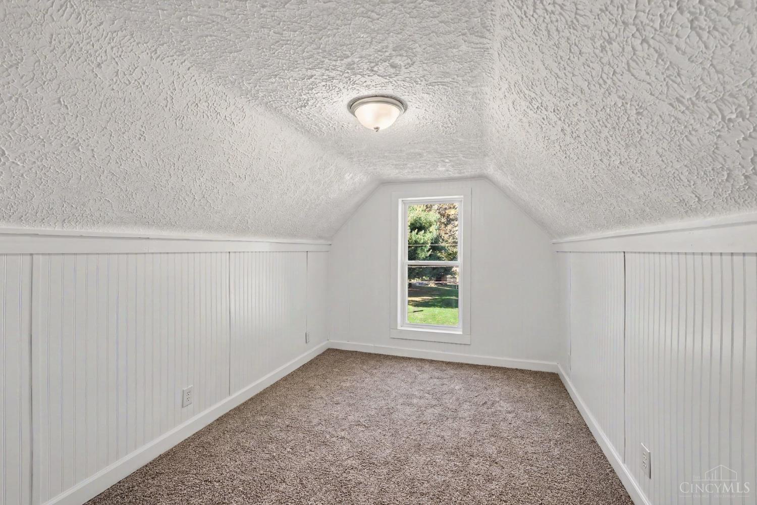 5010 Pumpkin Ridge Road