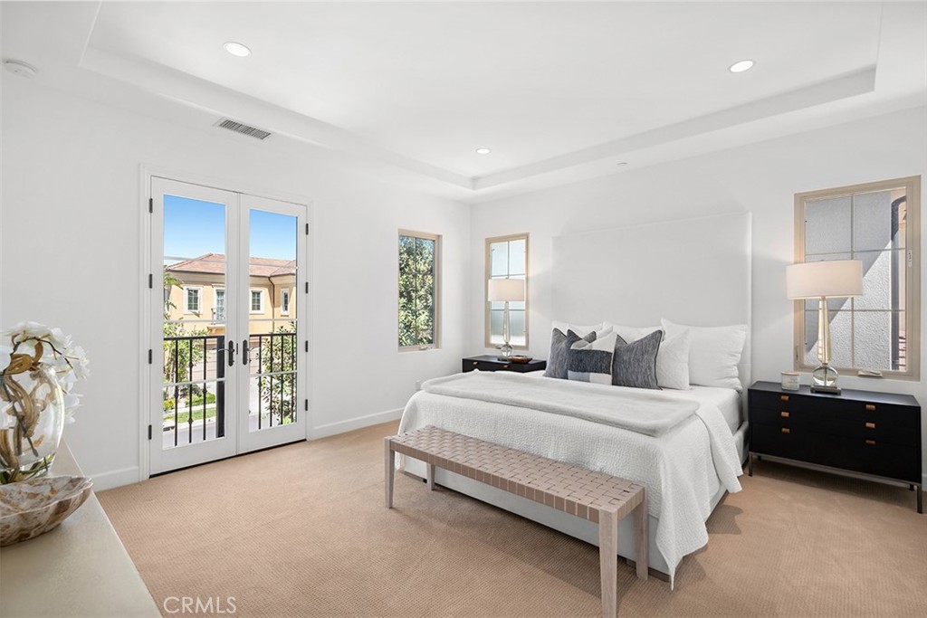 52 Acorn Glen