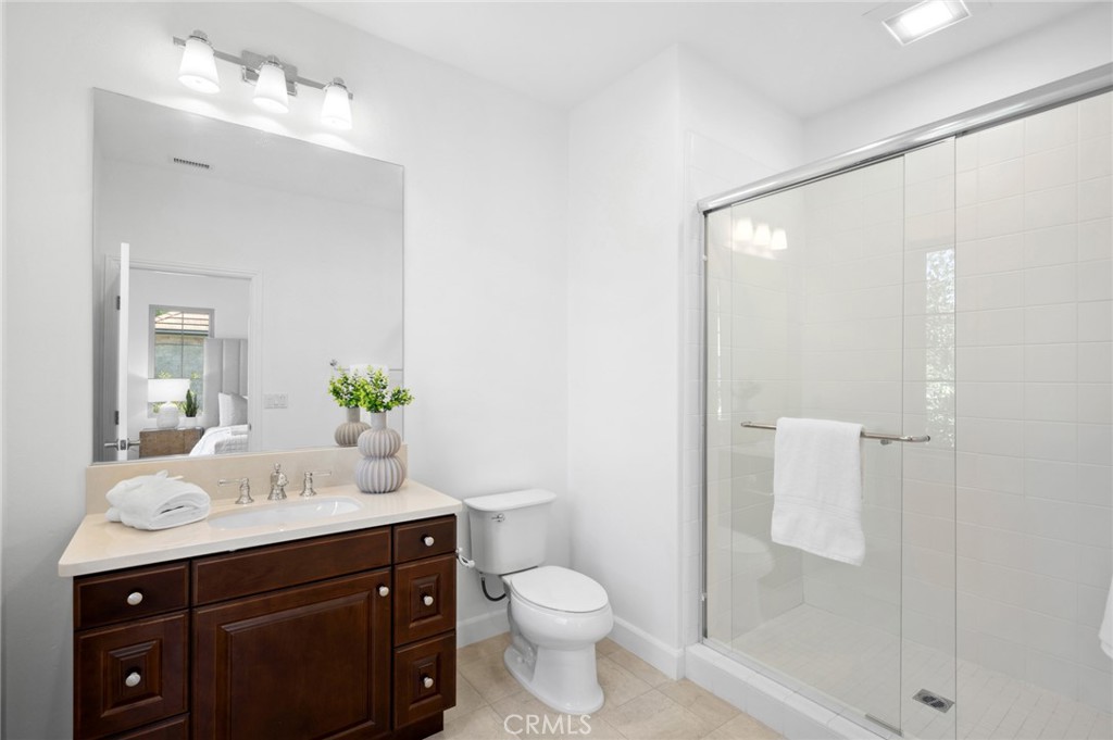 52 Acorn Glen