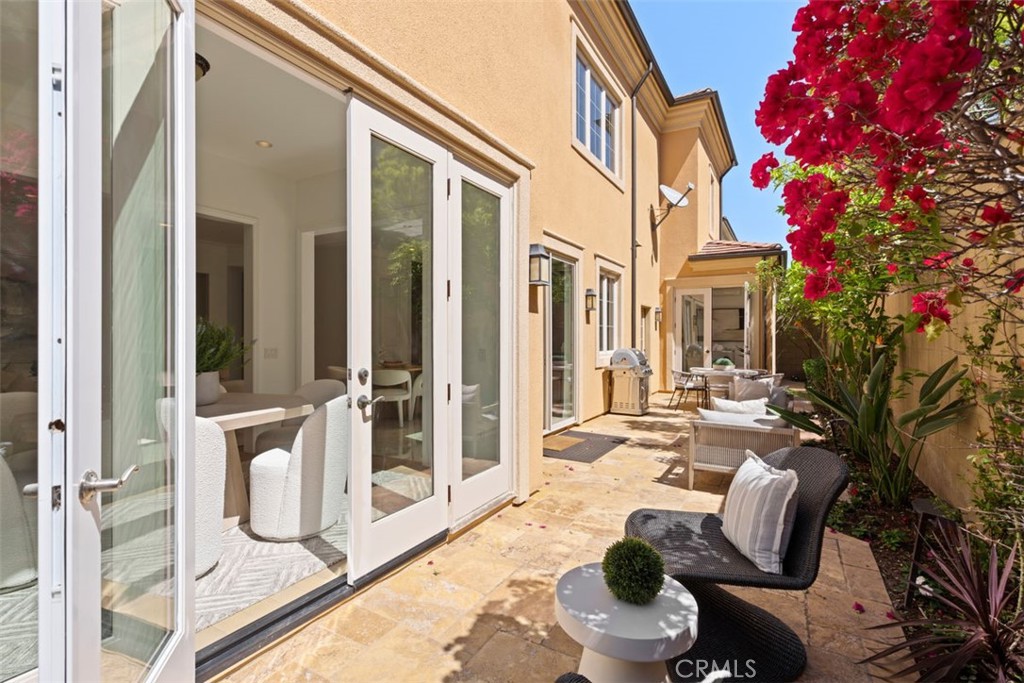 52 Acorn Glen