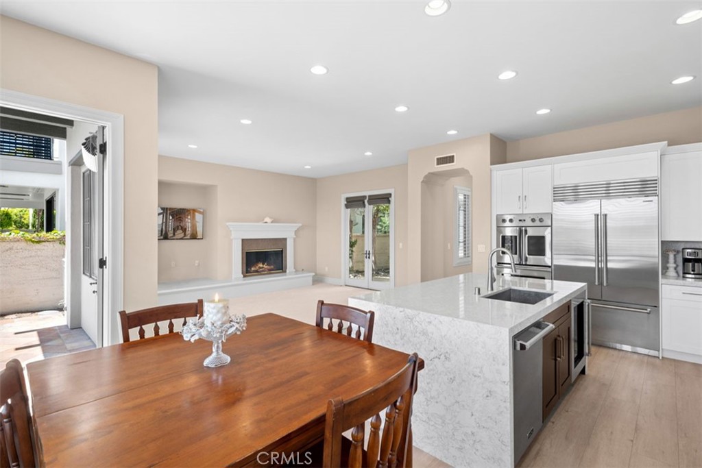 64 Sidney Bay