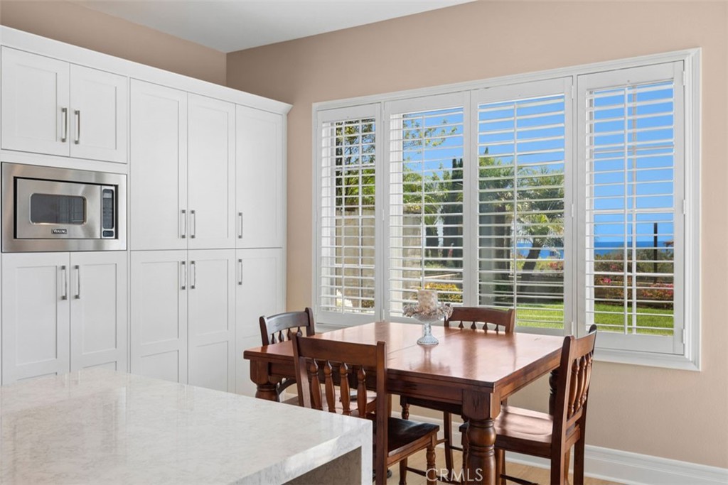 64 Sidney Bay