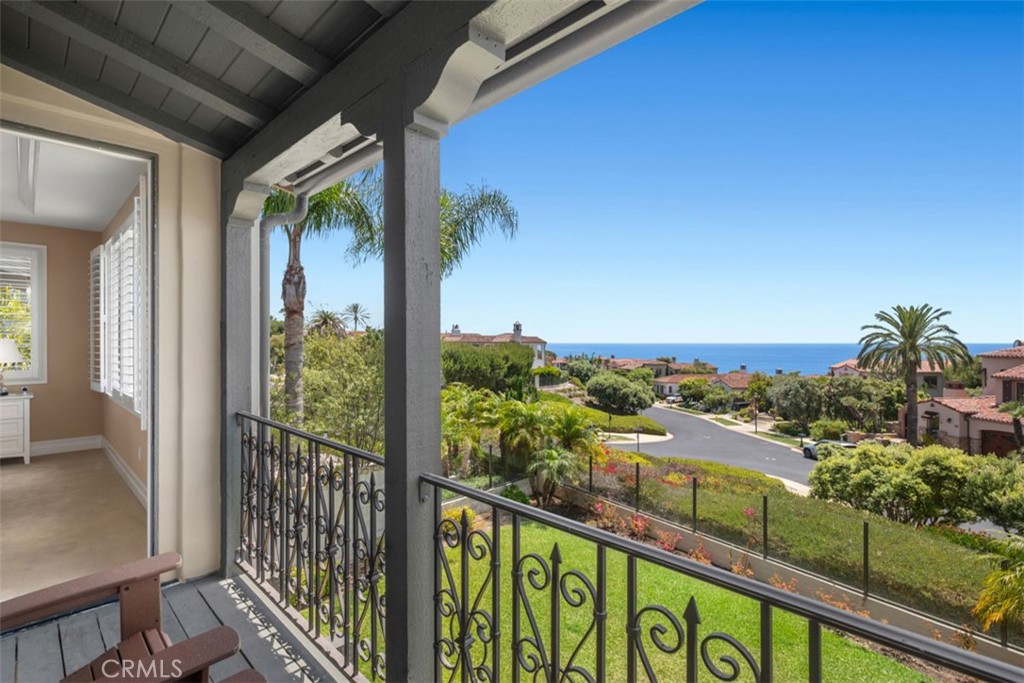64 Sidney Bay