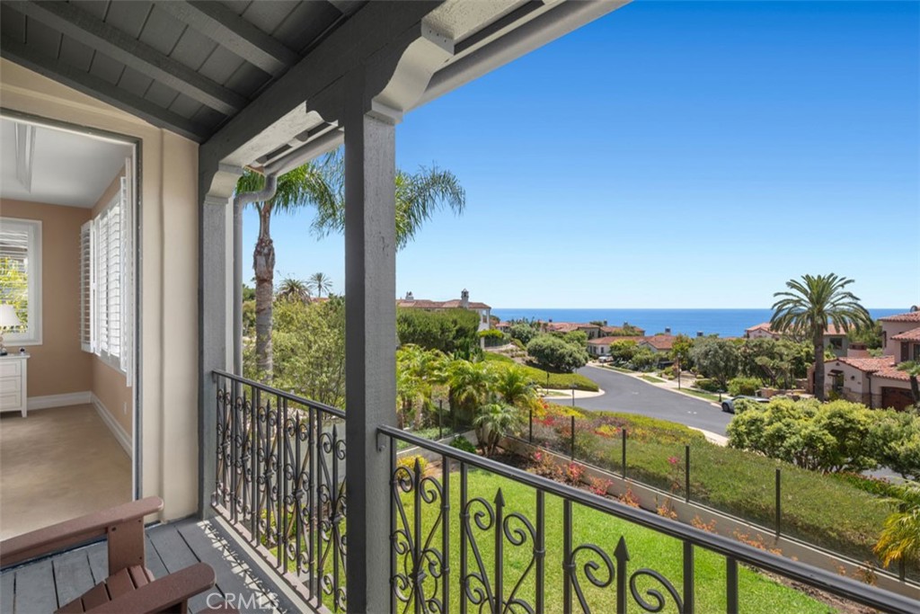 64 Sidney Bay