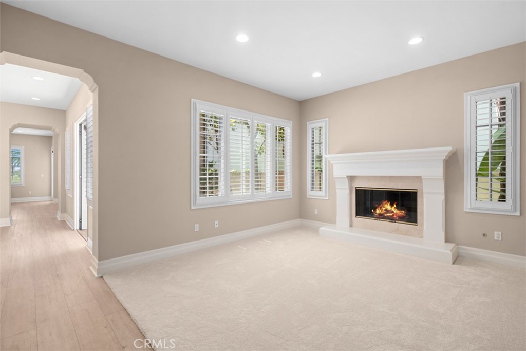 64 Sidney Bay