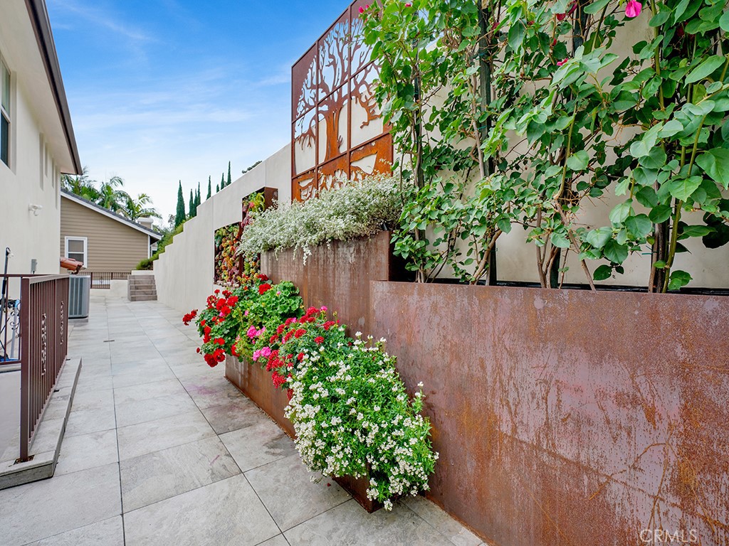 75 Marbella