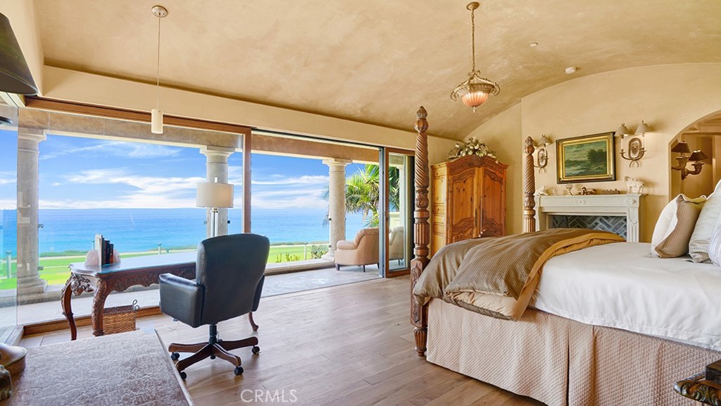 26 RITZ COVE