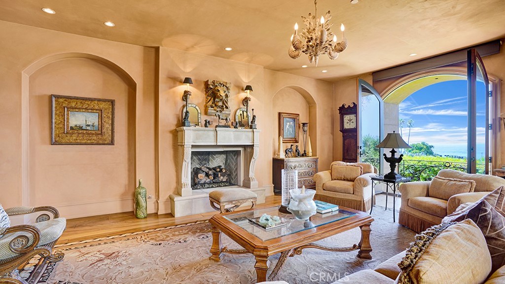 26 RITZ COVE