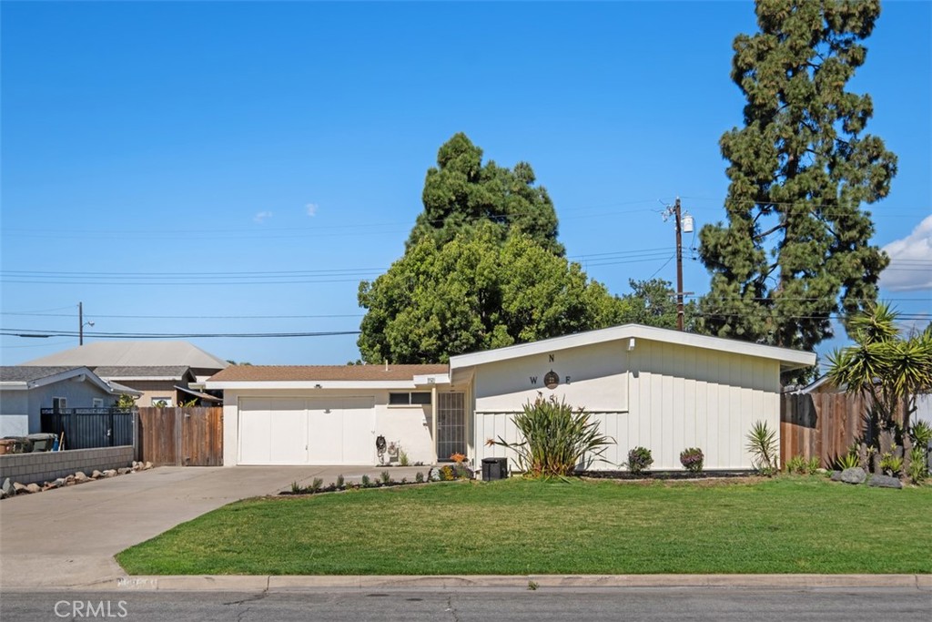 8921 Blossom Avenue