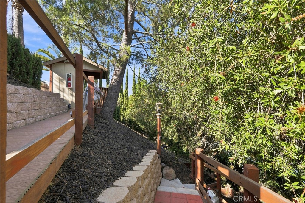 24112 Valyermo