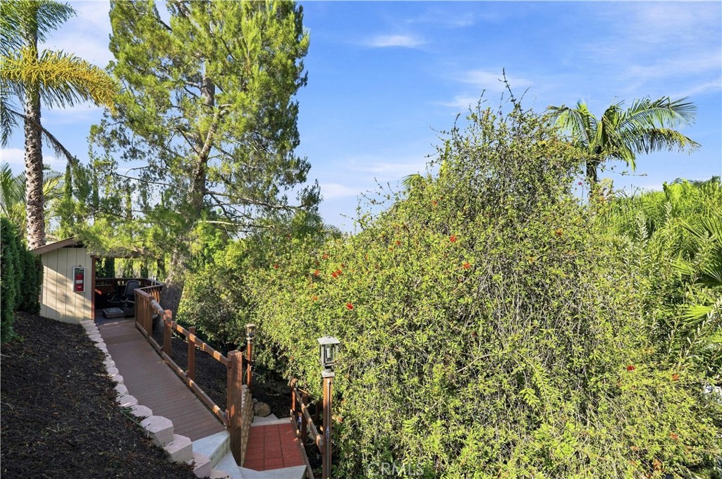 24112 Valyermo