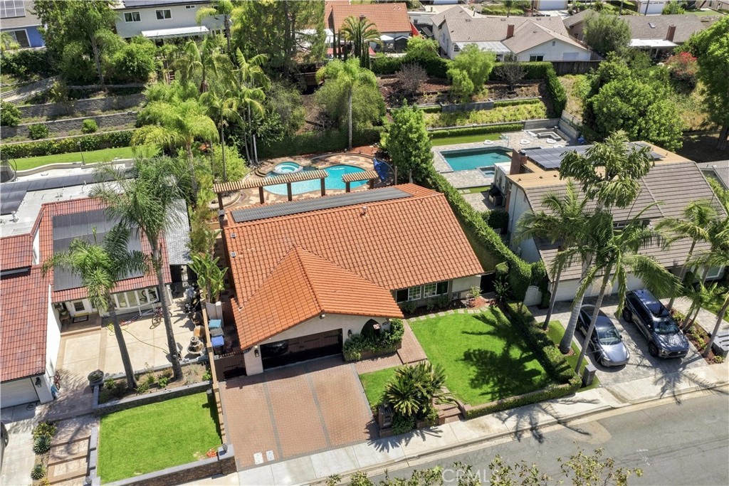24112 Valyermo