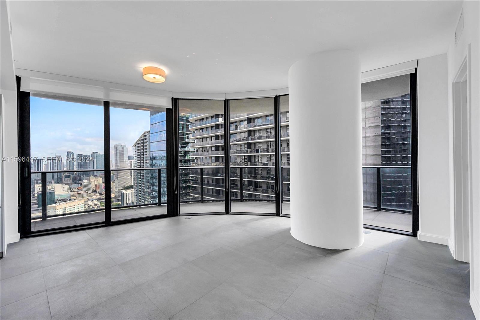 45 SW 9th Street 3901
