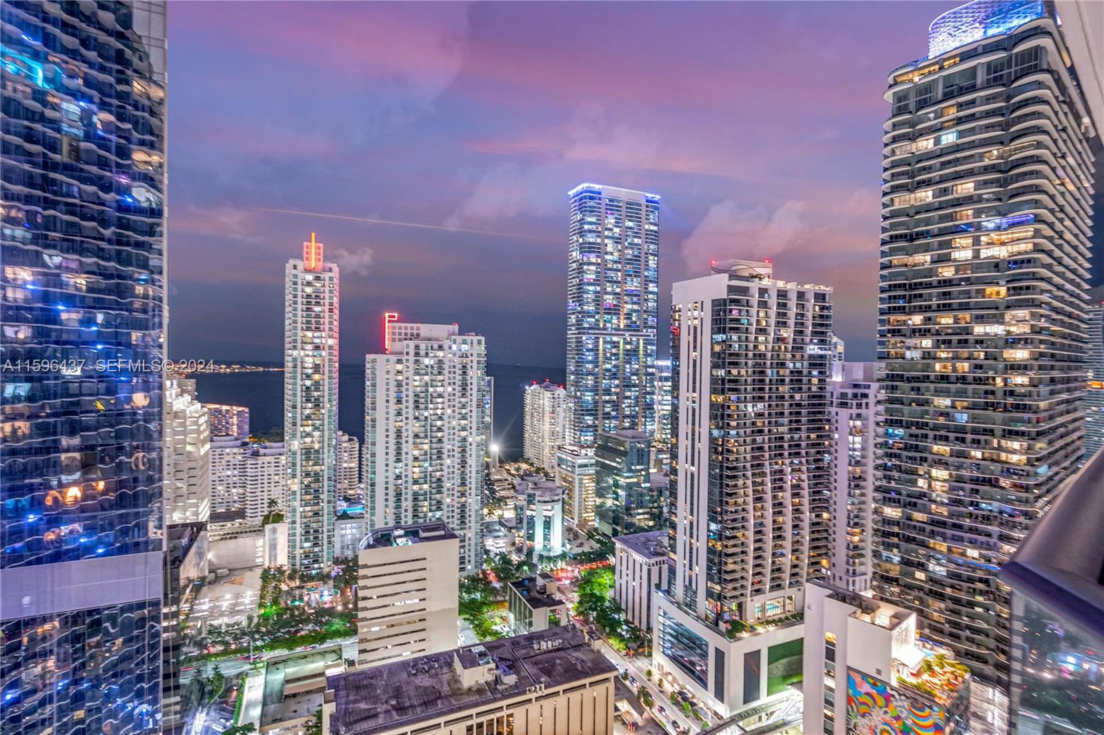 45 SW 9th Street 3901