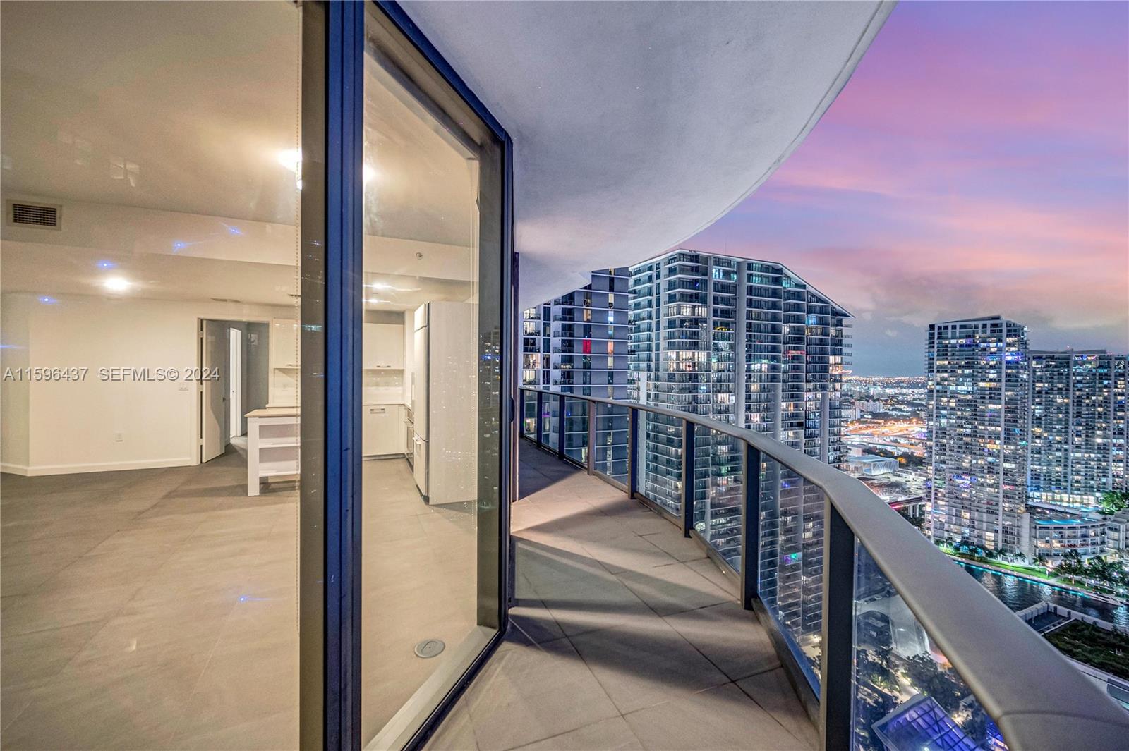 45 SW 9th Street 3901