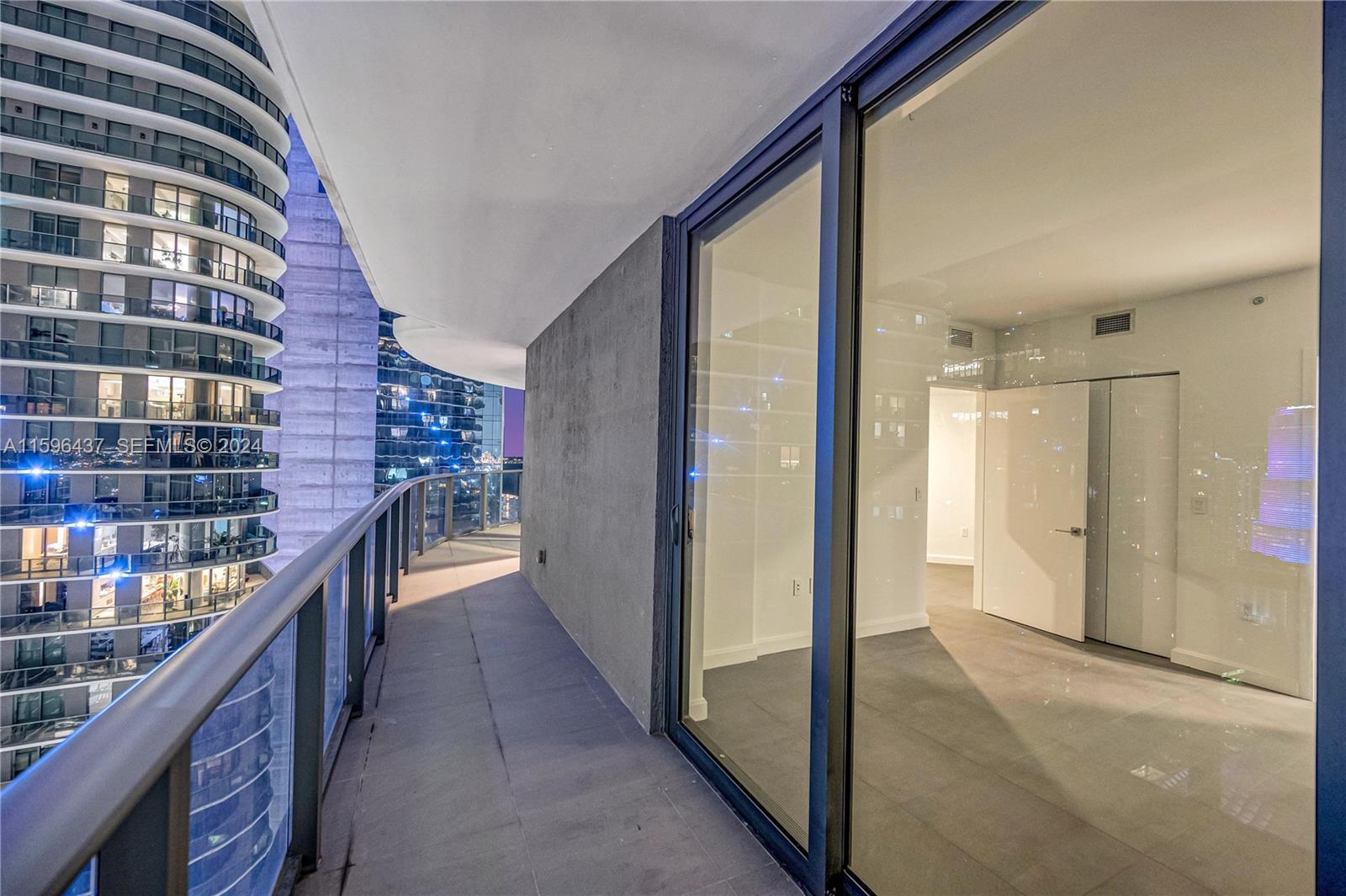 45 SW 9th Street 3901