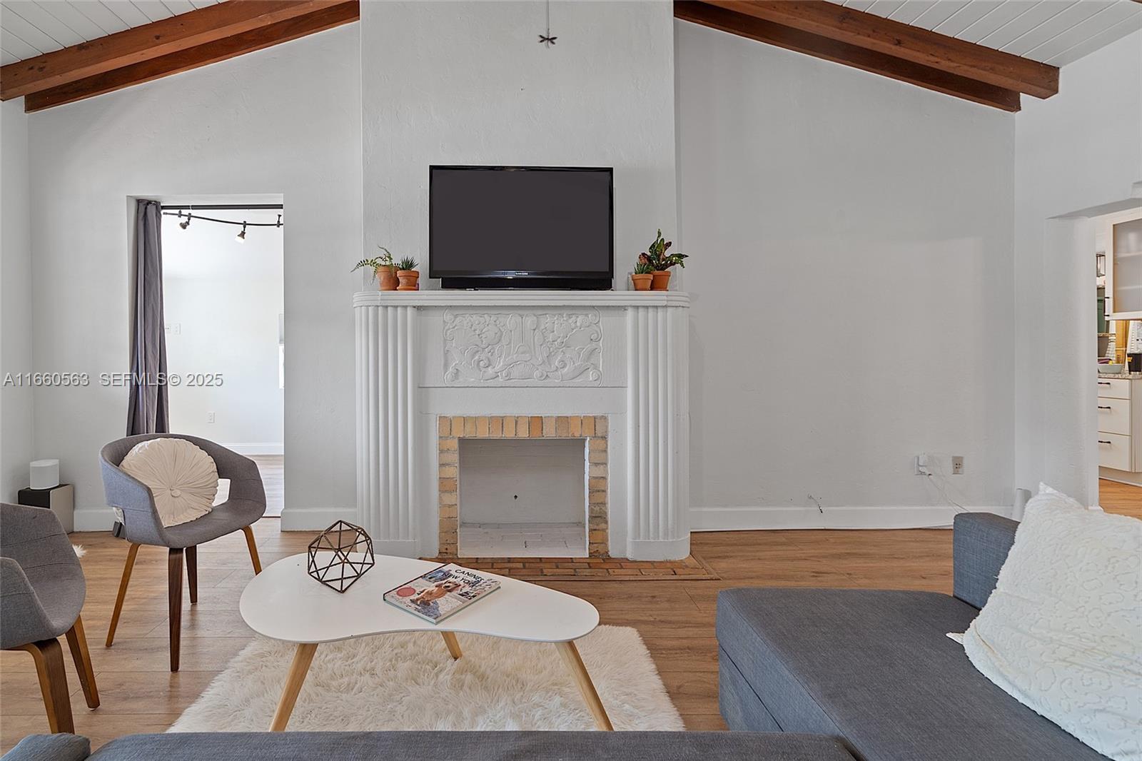 1743 SW 24th Terrace