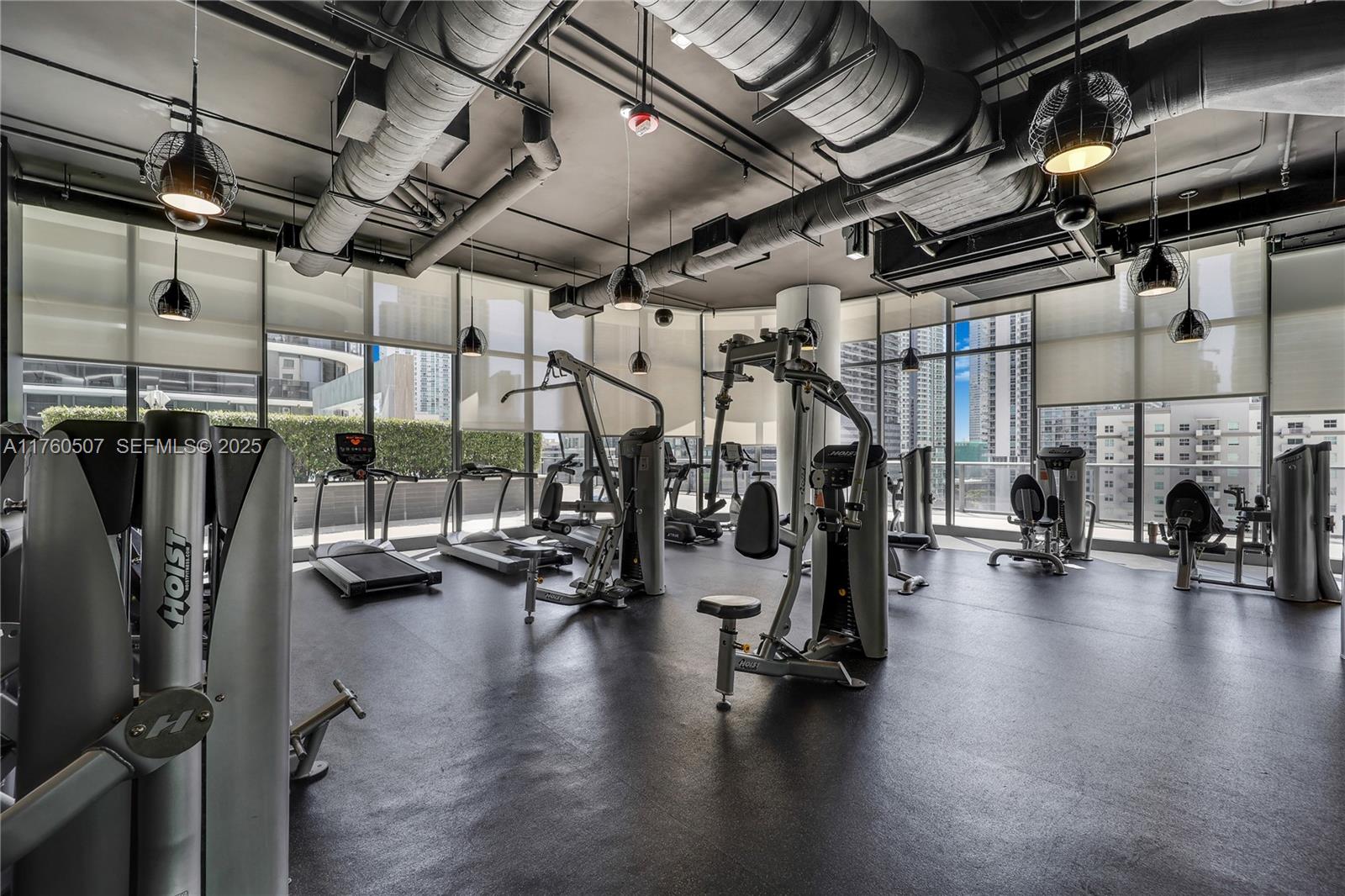 45 SW 9th Street 3702