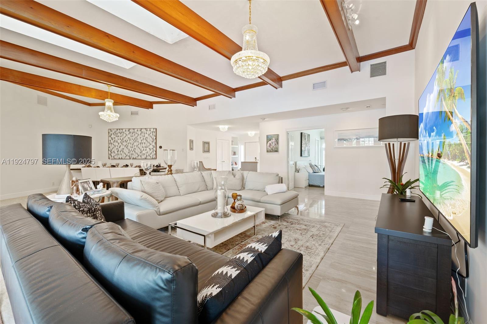 2729 NW 28th Street