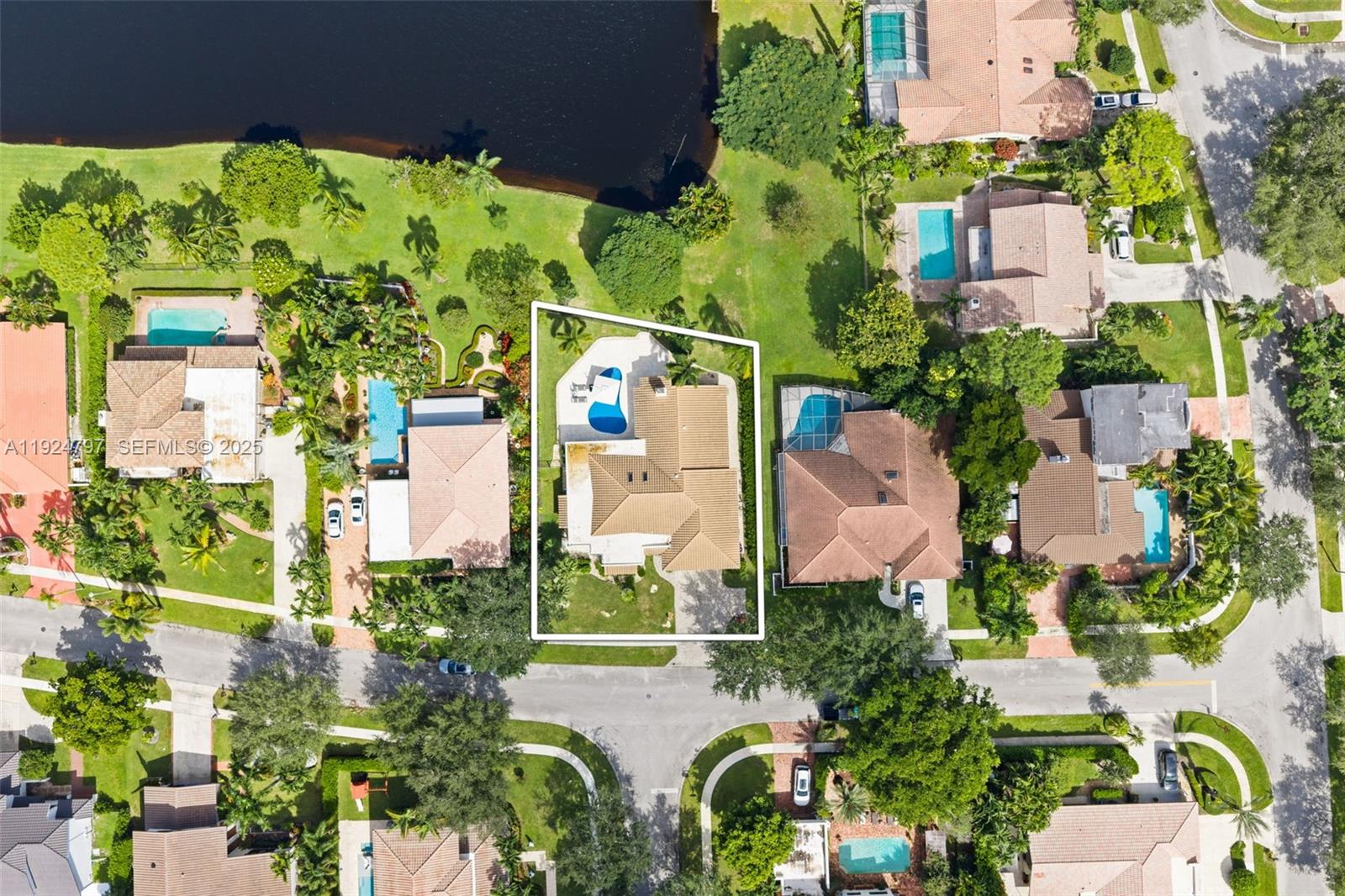 2729 NW 28th Street
