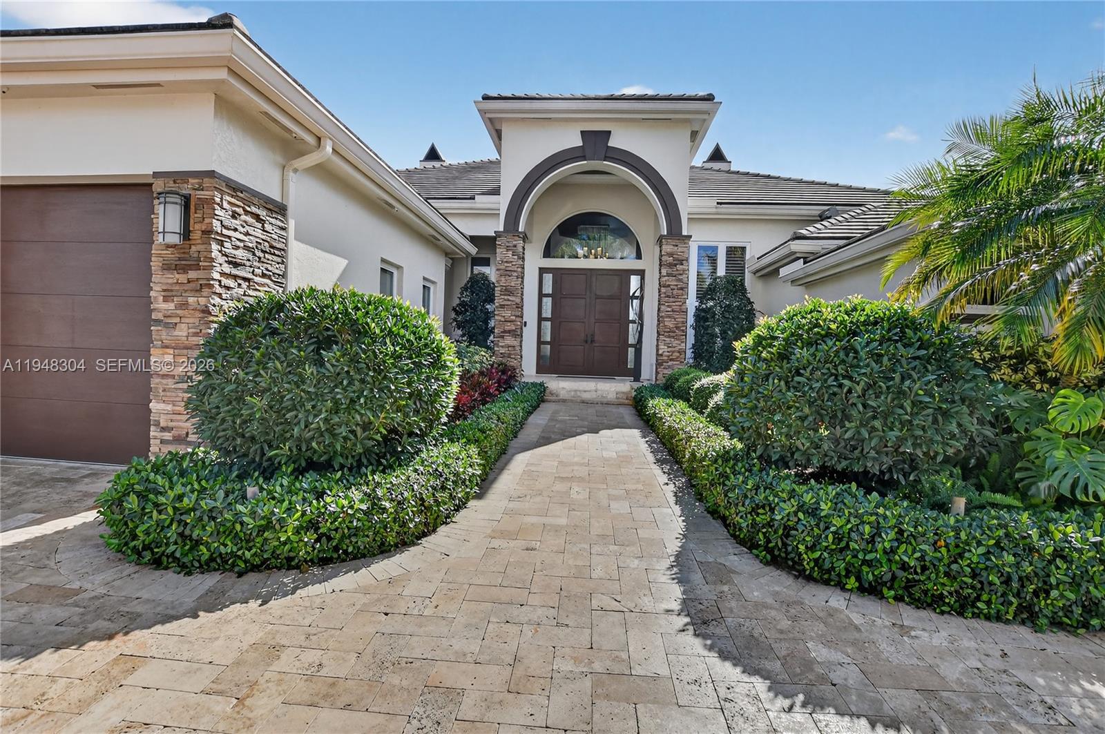 6860 Queenferry Circle