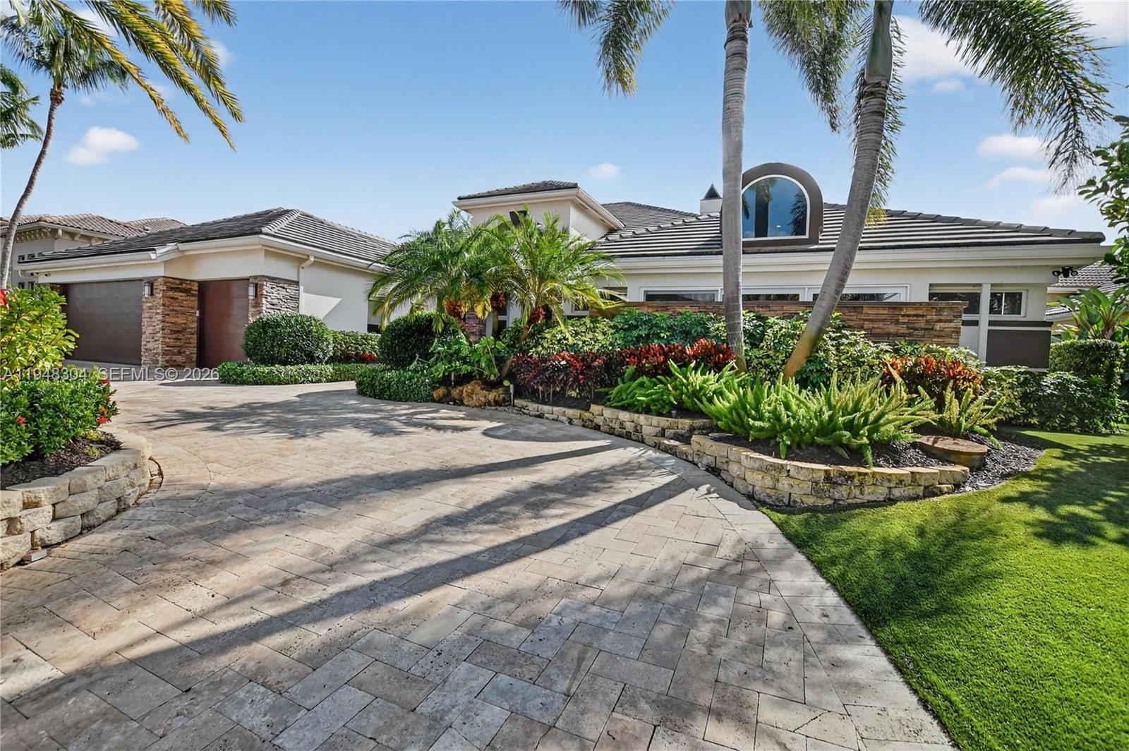 6860 Queenferry Circle