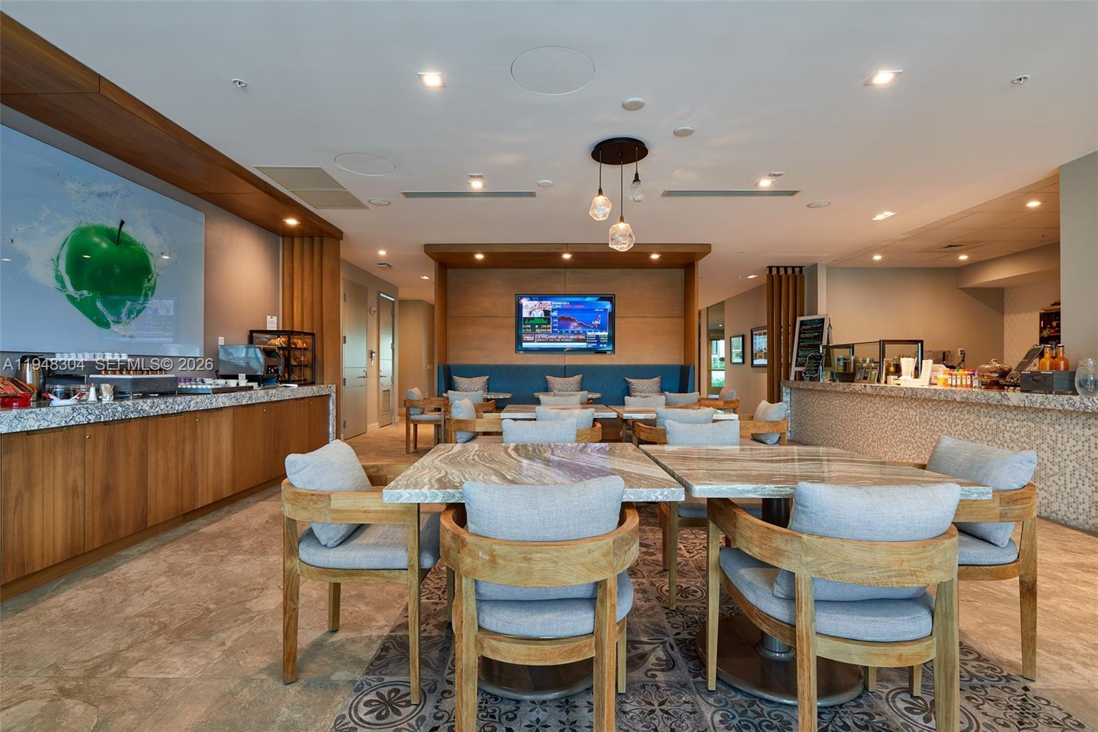 6860 Queenferry Circle