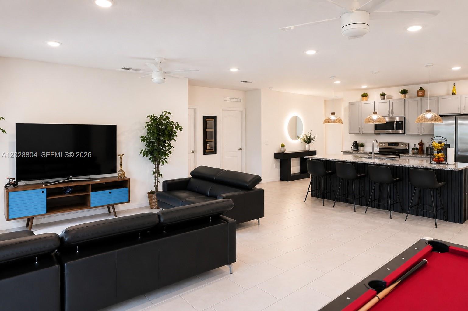 1025 SW Sarto Ln, Port St. Lucie