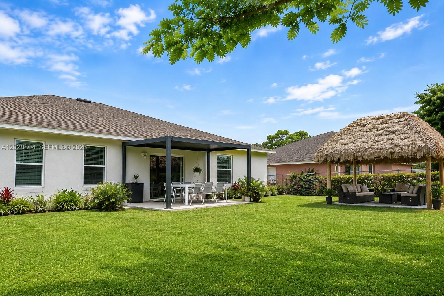 1025 SW Sarto Ln, Port St. Lucie