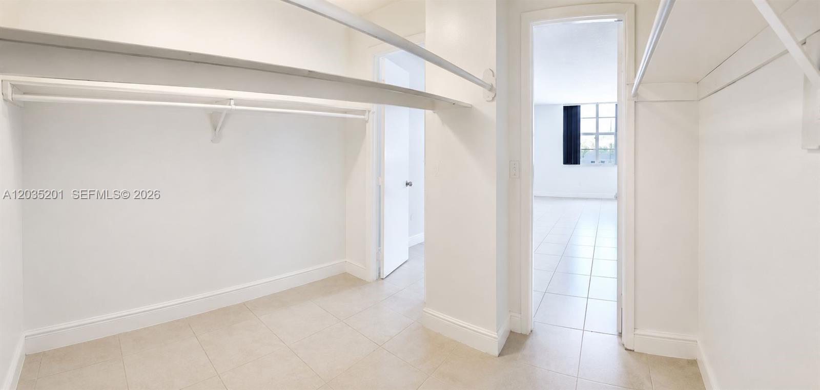 484 NW 165th St Rd # 109 Unit: A-109