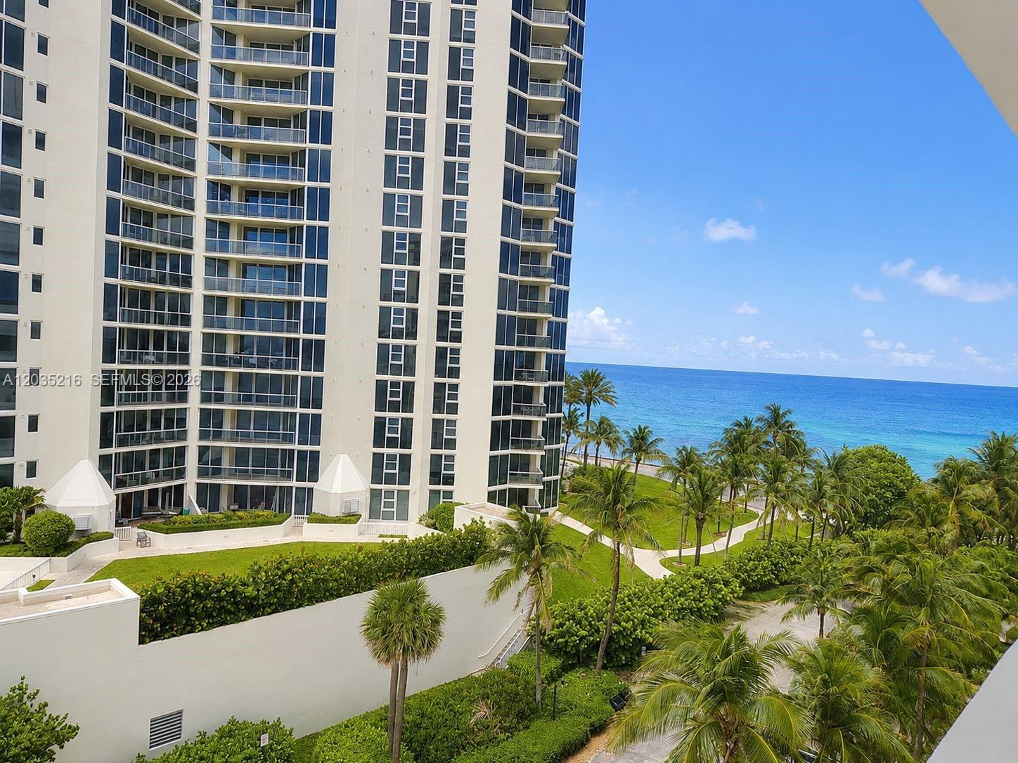 19201 Collins Ave # 527