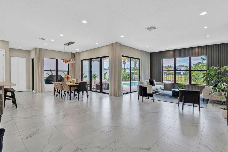 8239 Oceanus Drive