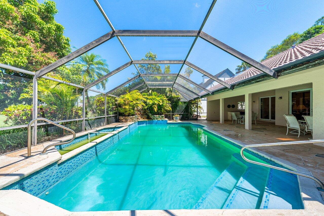 10215 Boca Woods Lane