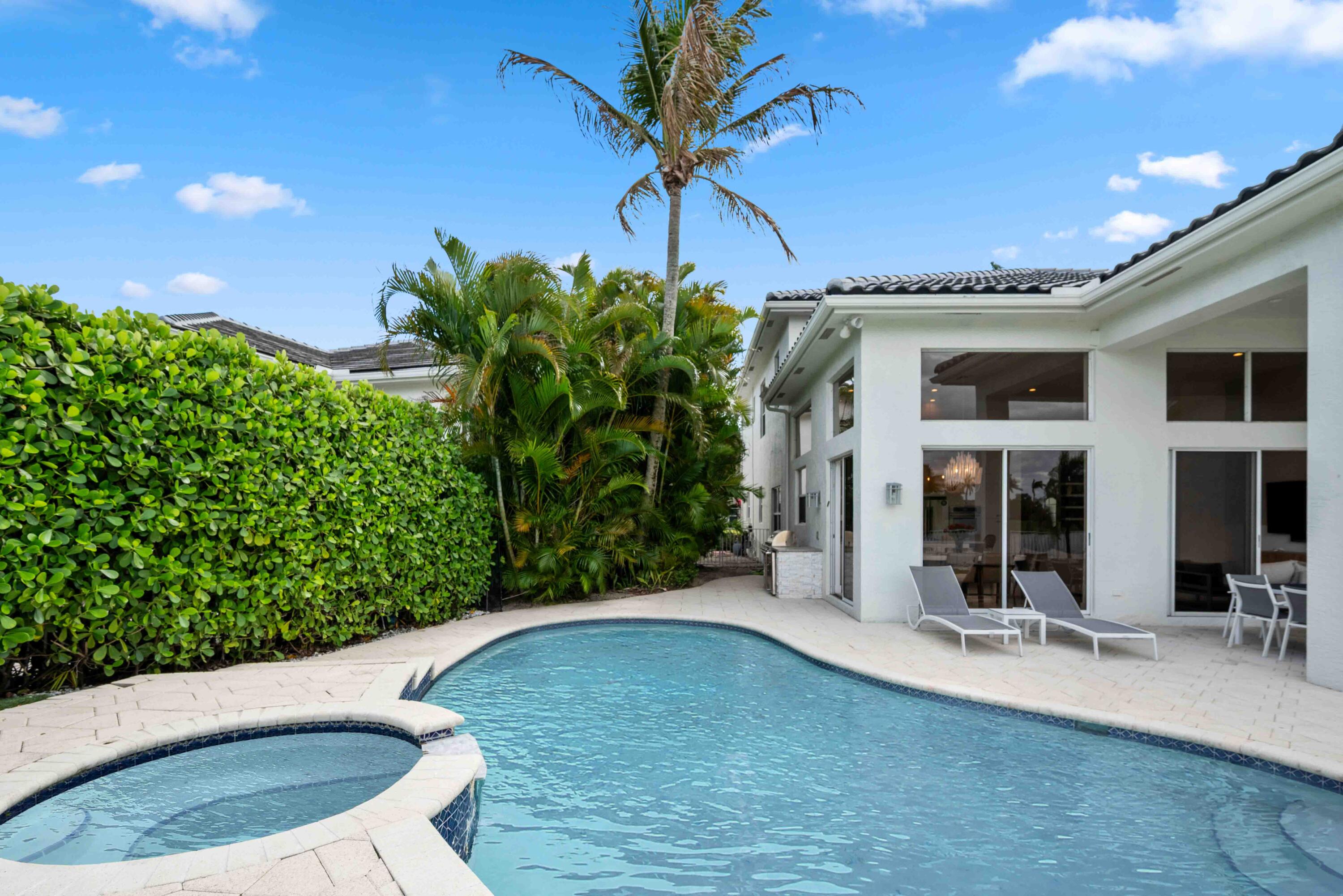 4169 Briarcliff Circle