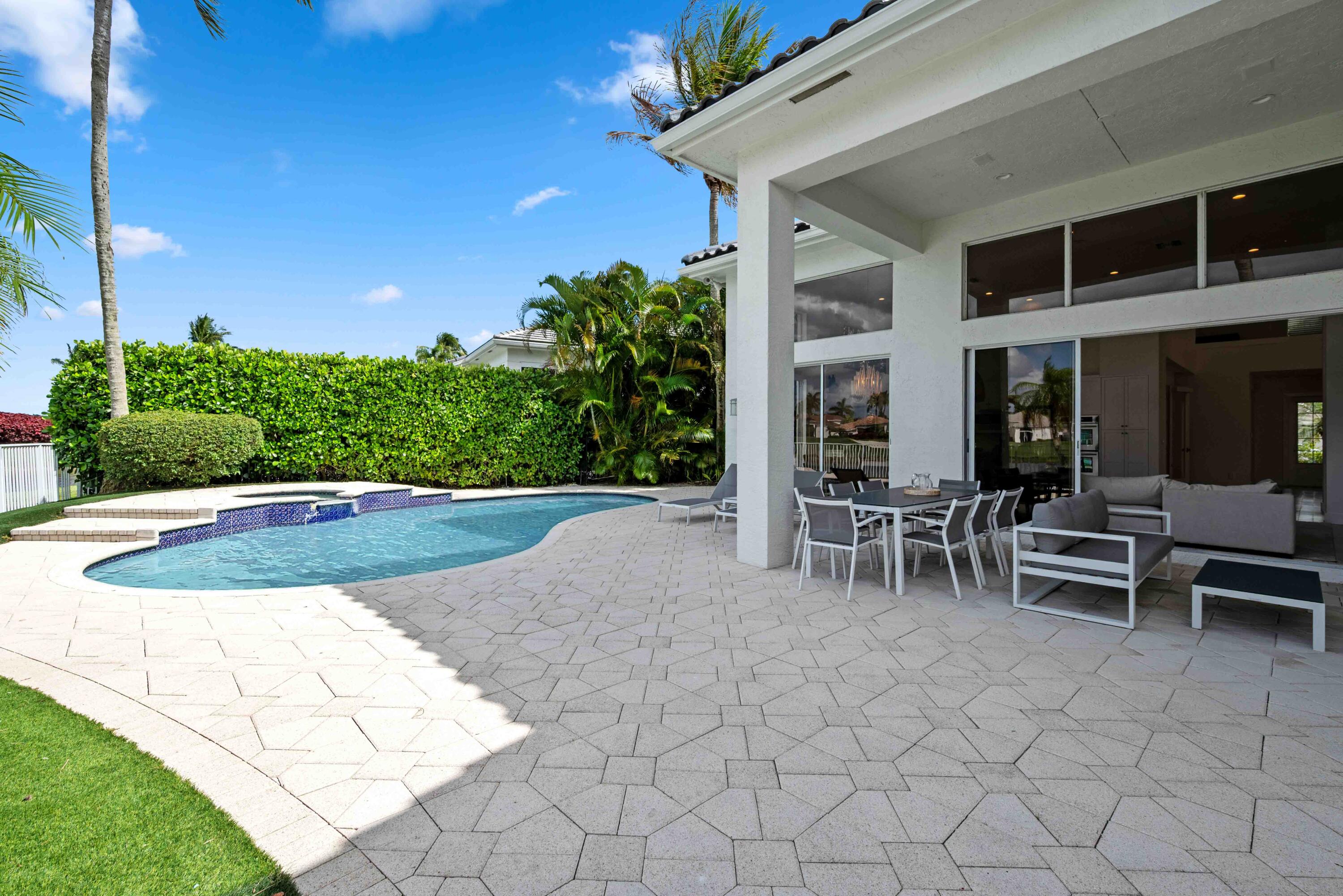 4169 Briarcliff Circle