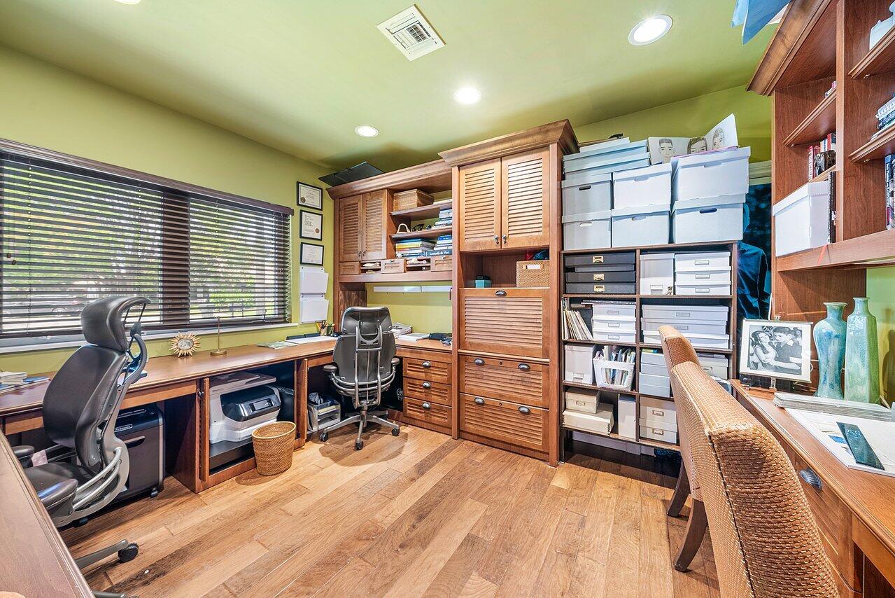 3010 Hampton Circle