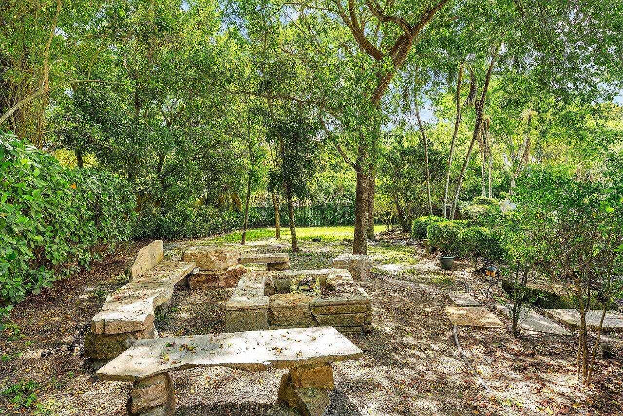 3010 Hampton Circle