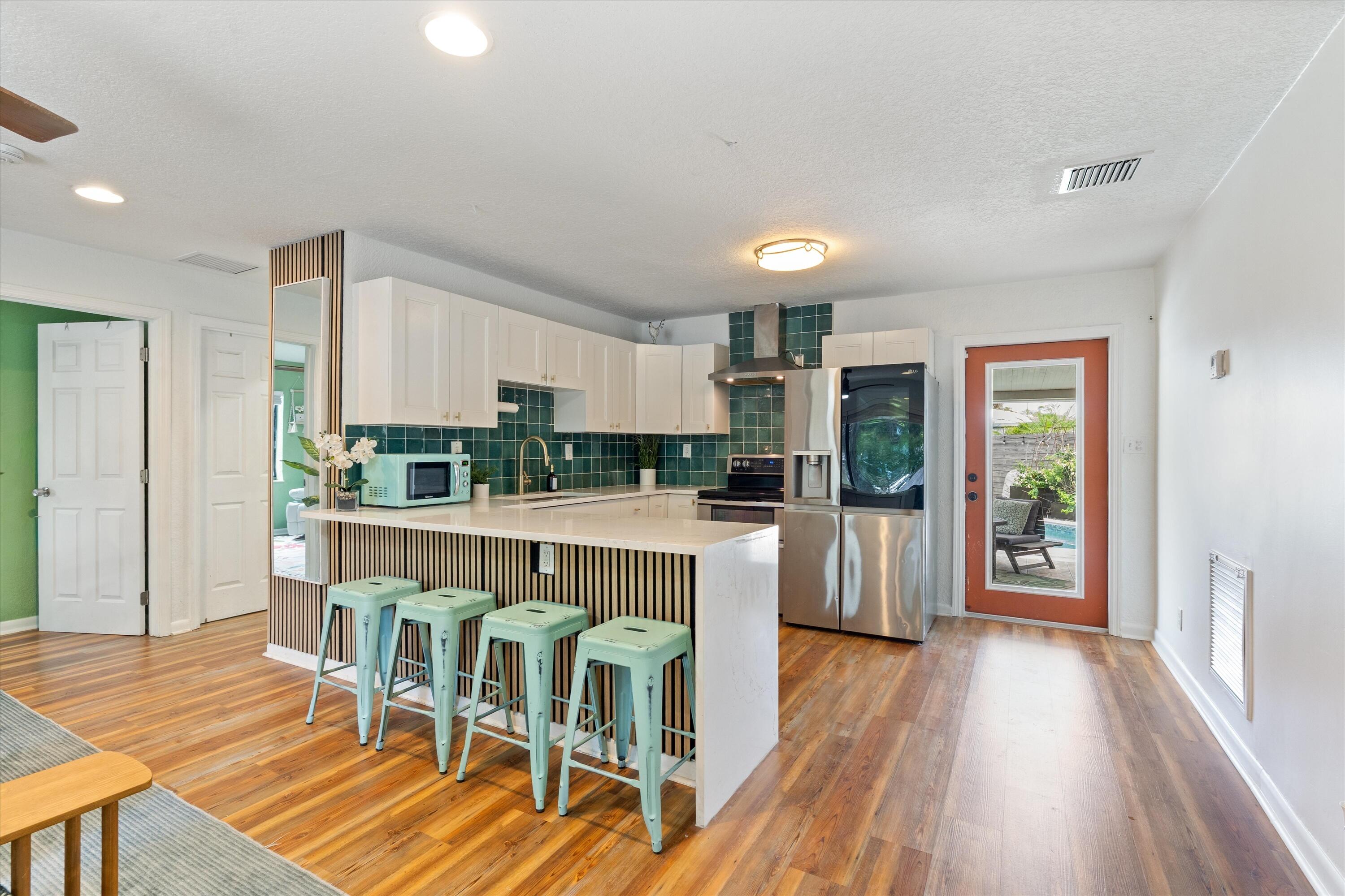 2417 NE 13th Terrace