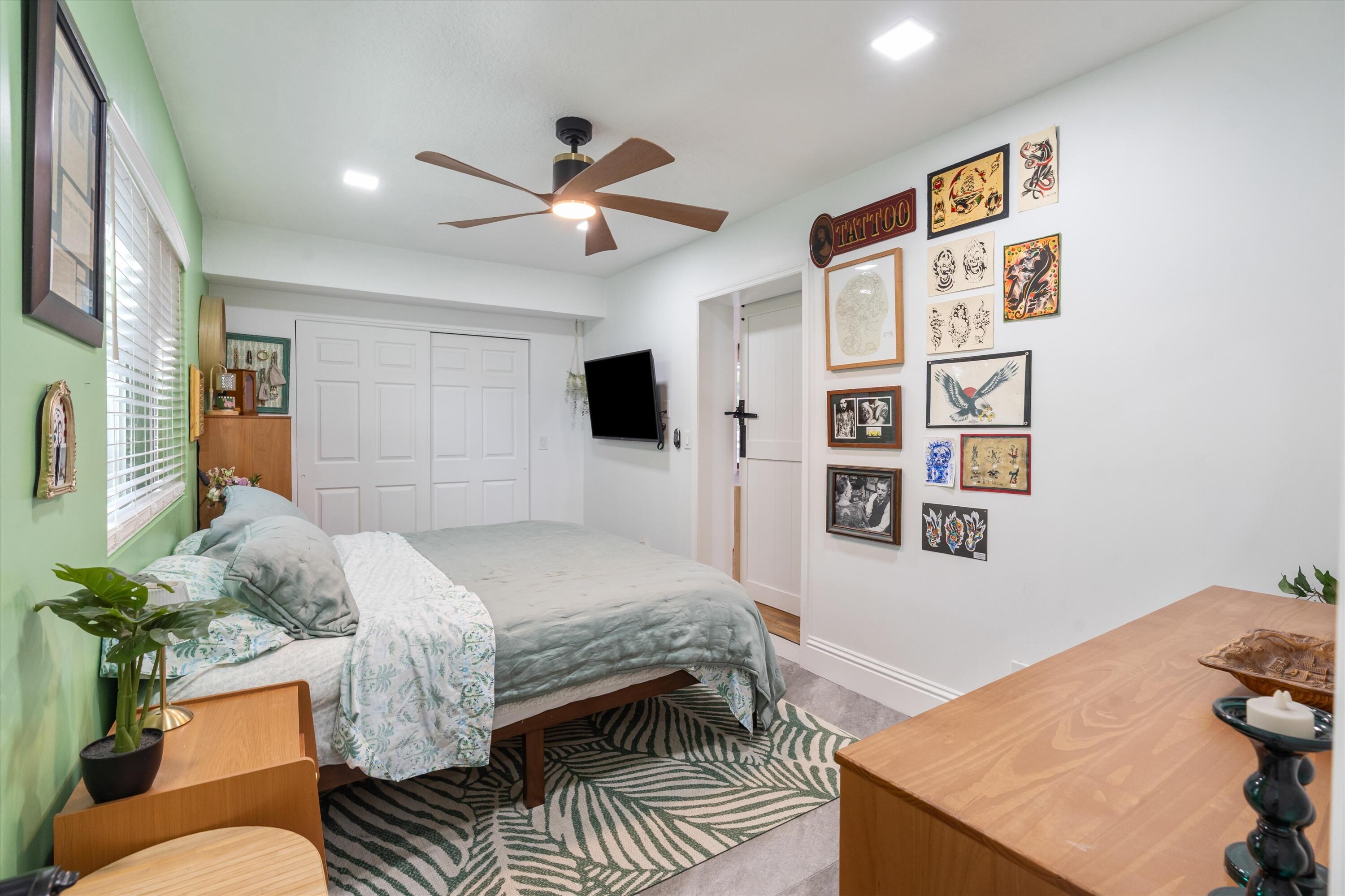 2417 NE 13th Terrace